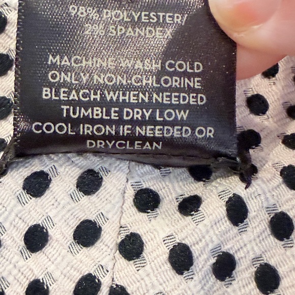 Ann Taylor Signature Navy Polka Dot White Shorts Size 12 Textured Dress Shorts - Picture 7 of 8